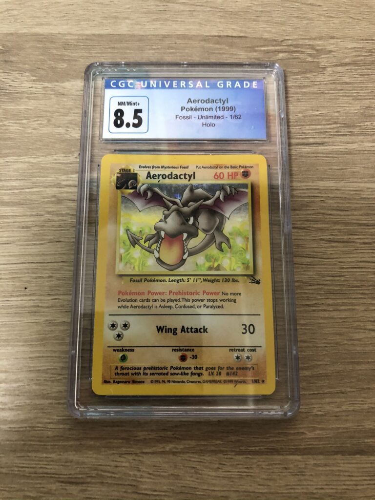 Aerodactyl Holo CGC 8 5 Collector Heuson